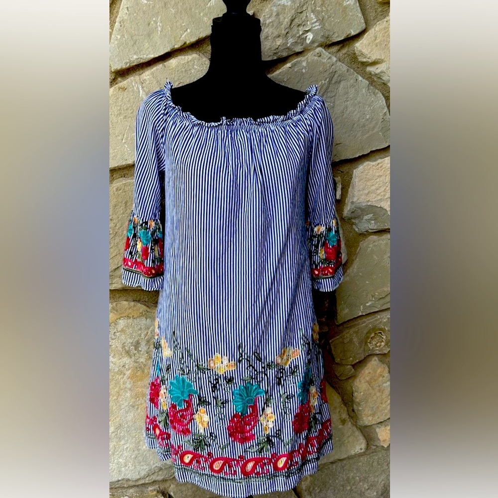 RYAN‎ MICHELLE Dress Small Blue Striped Embroidered On Off Shoulder Lined EC